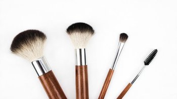 makeup brushes